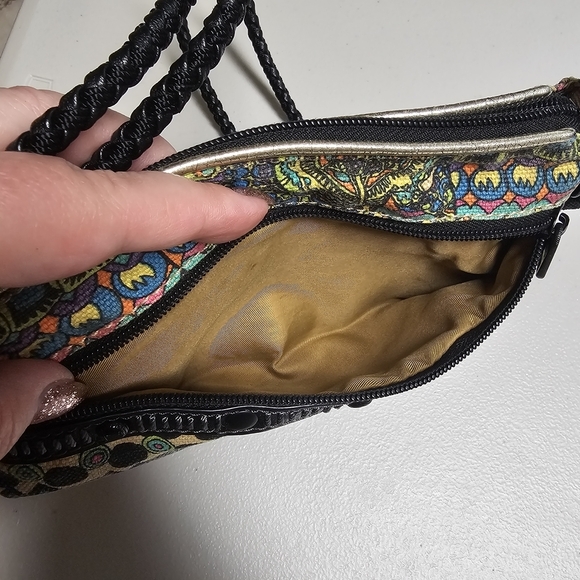 Sakroots Crossbody Bag Multi Color Pattern Zipper Pockets Small Shoulder Bag - Picture 5 of 11